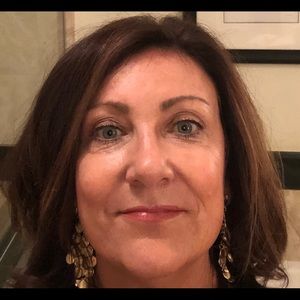 Meet your Posher, Kay